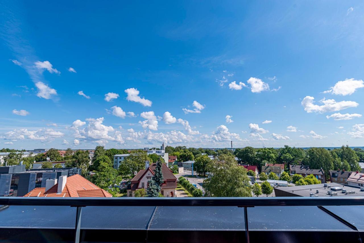 Artisa Riia Str 20B Luxury Penthouse Apartment Tartu Bagian luar foto