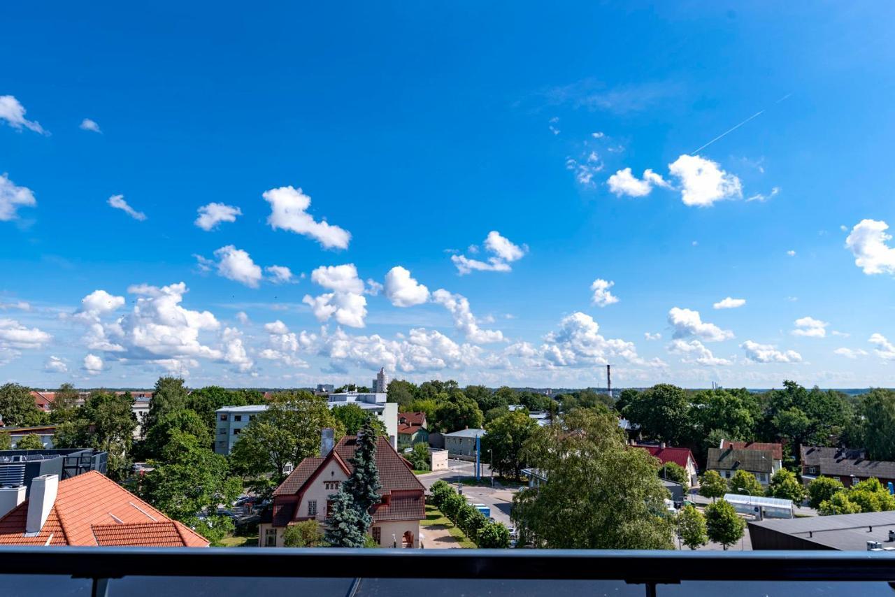 Artisa Riia Str 20B Luxury Penthouse Apartment Tartu Bagian luar foto